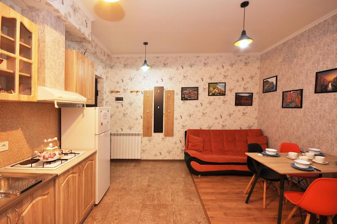 Apartment Art Django Old Avlabari Tbilisi Exteriör bild